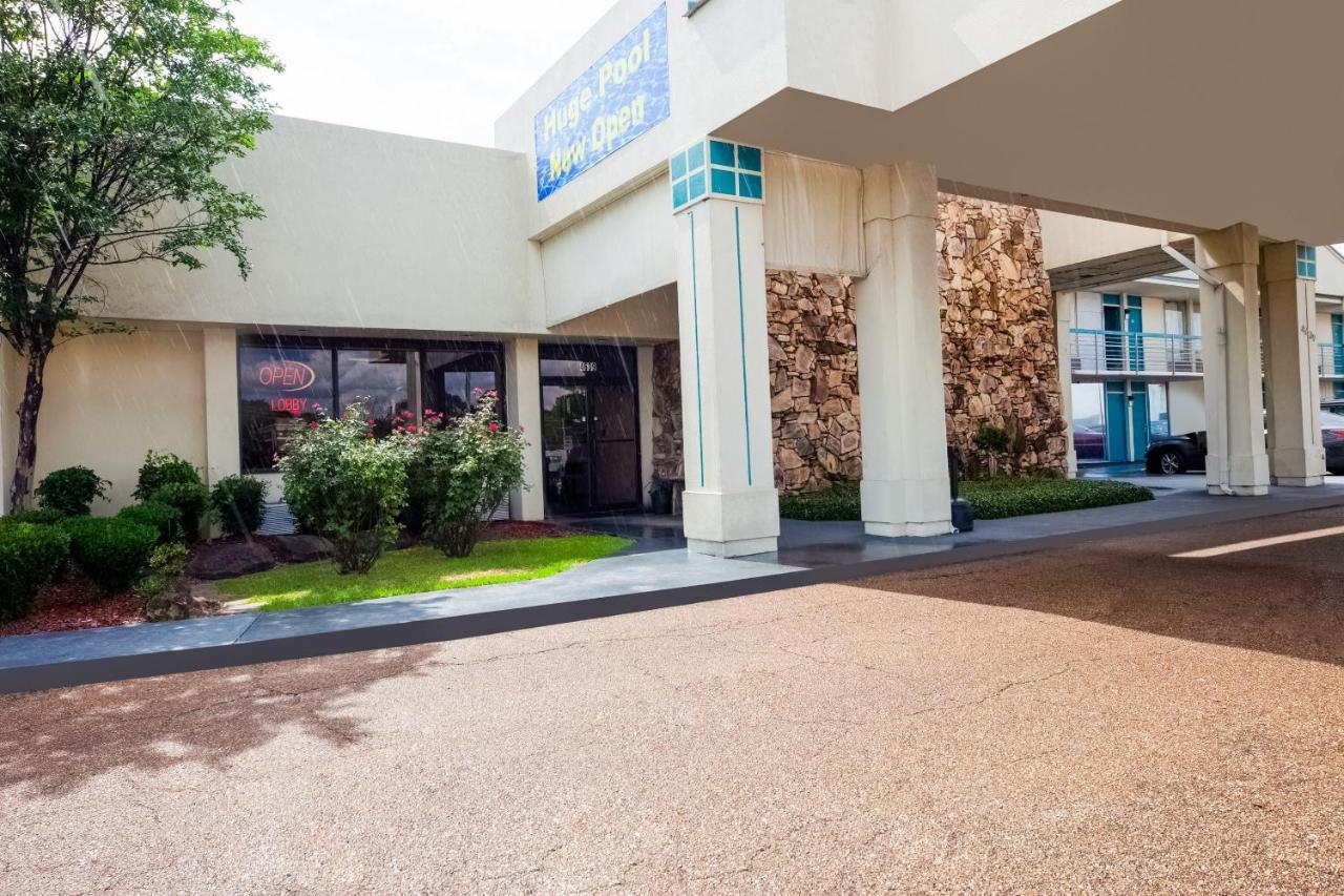 Oyo Hotel O Jackson I-55 North Екстер'єр фото
