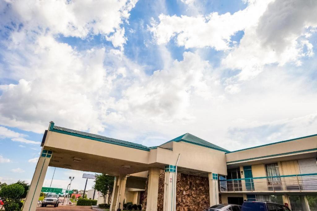Oyo Hotel O Jackson I-55 North Екстер'єр фото
